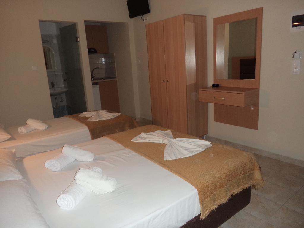 Paralía Hotel Dioni الغرفة الصورة