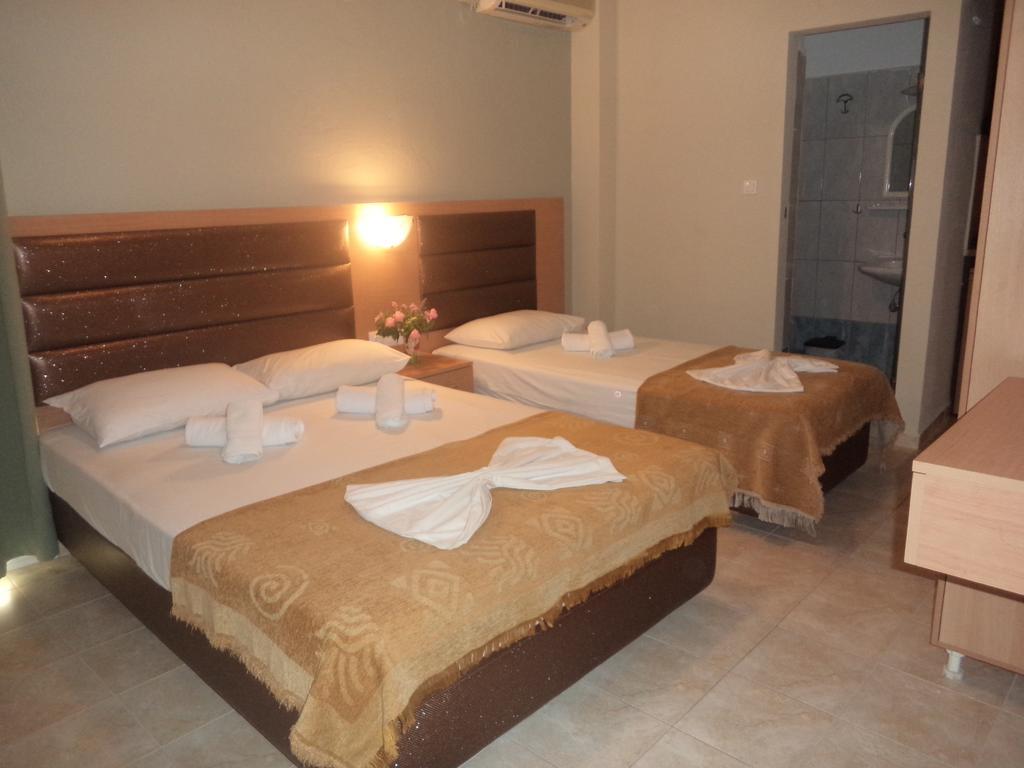 Paralía Hotel Dioni الغرفة الصورة